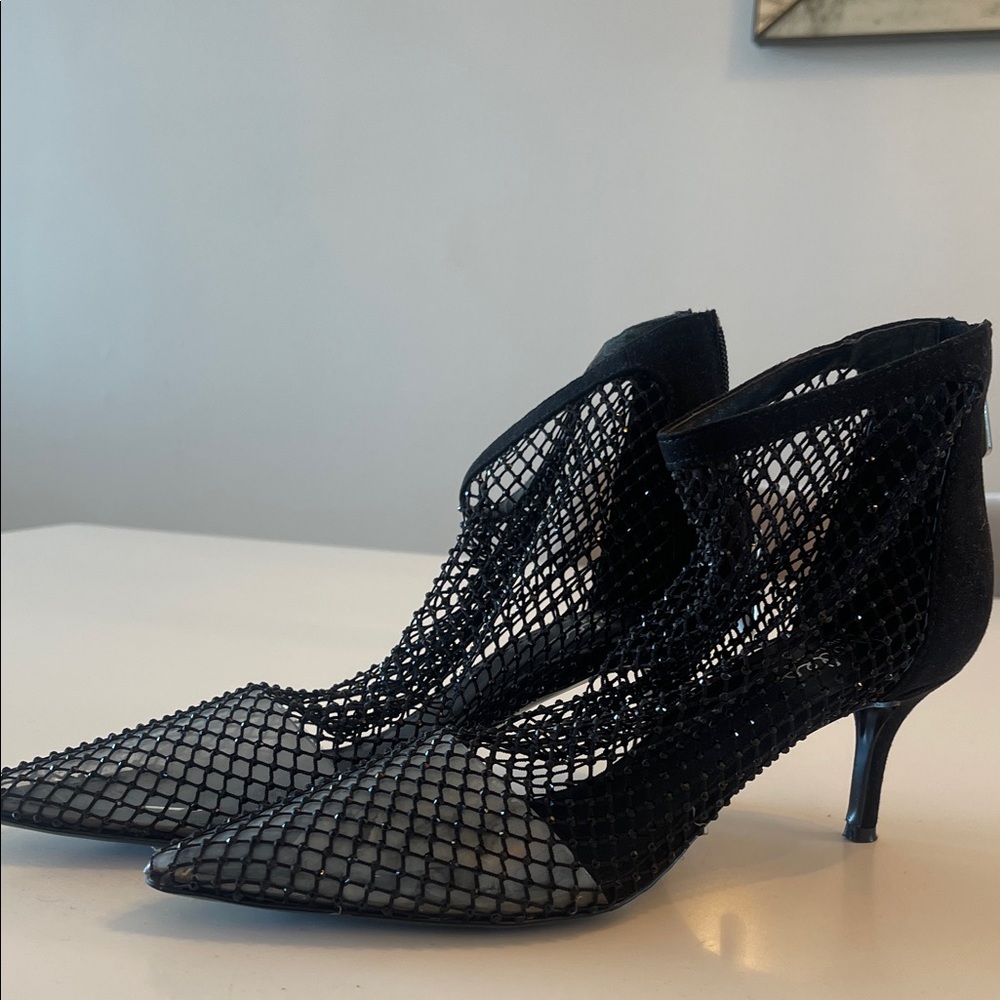 Charles David Black Mesh Pointed Heels